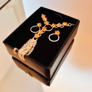 Chic Silver and Orange Necklace Set